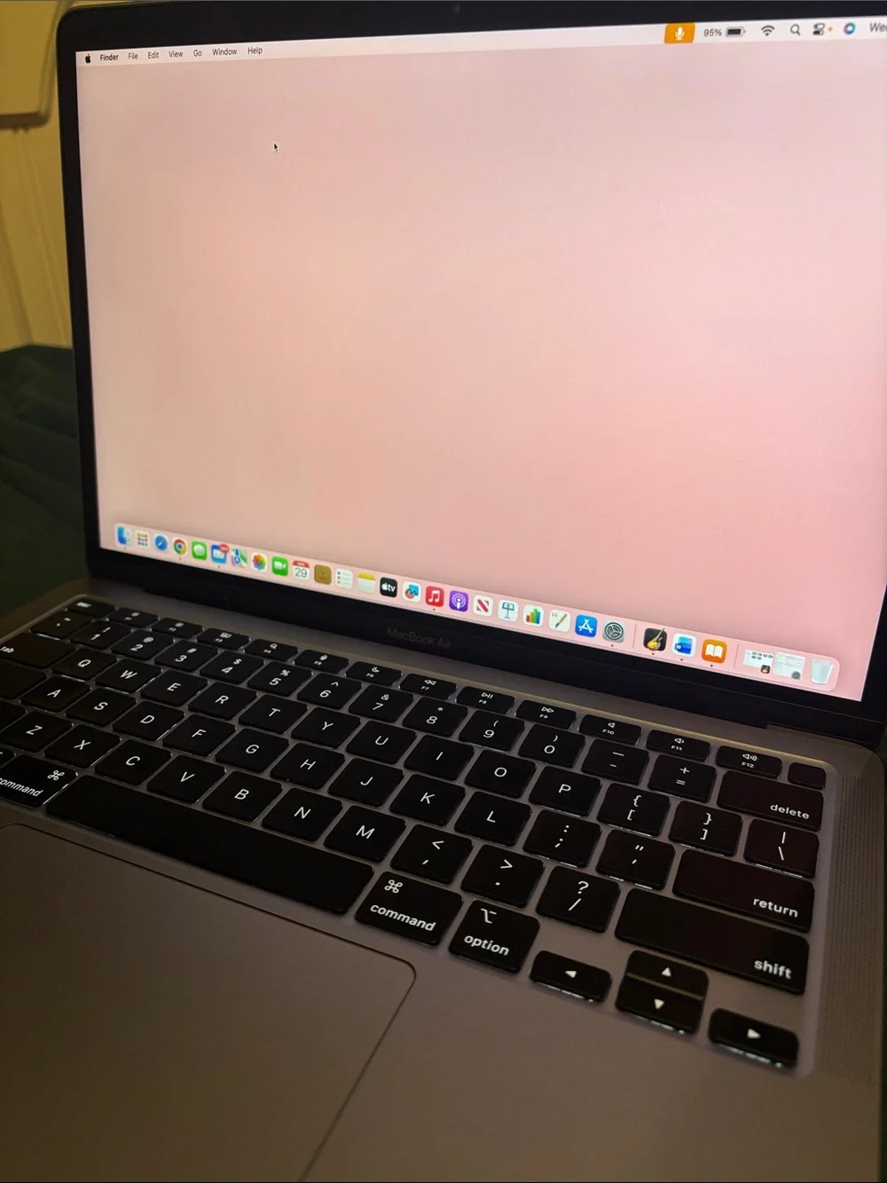 Apple MacBook Air- Silver Aluminum Finish
